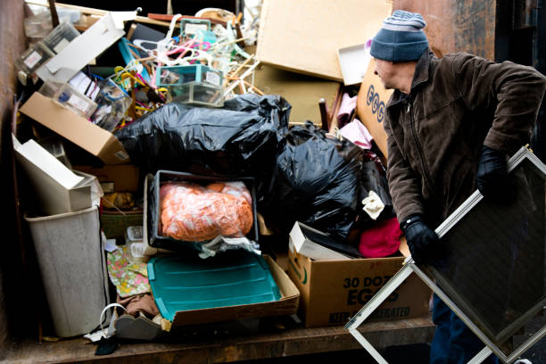 Best Basement Cleanout  in Columbia, IL